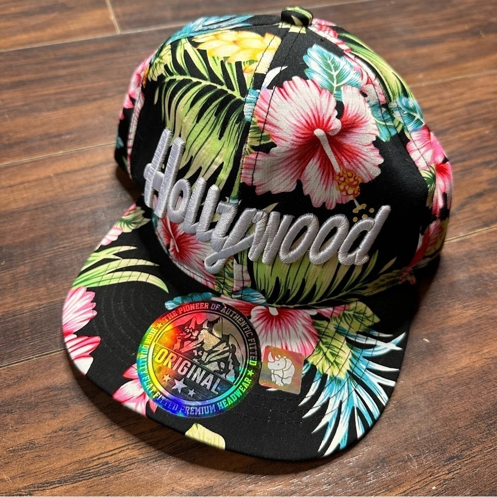 Hollywood Hawaiian Snapback Baseball Hat